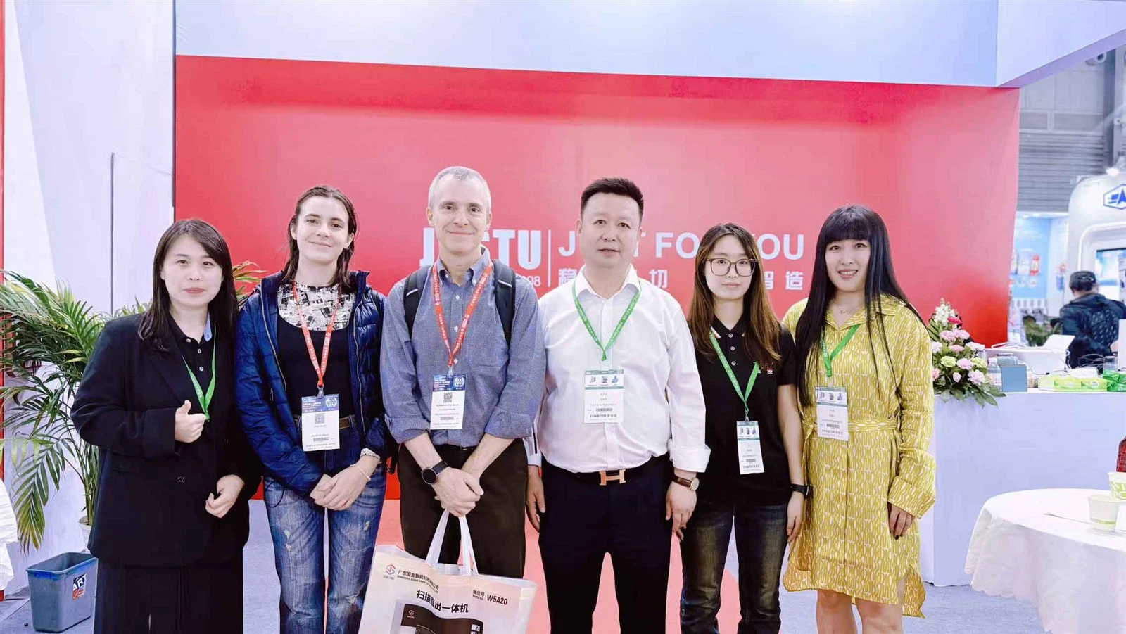 c7511b6d2eb269ae0698f8c28f6bcee421 c7511b6d2eb269ae0698f8c28f6bcee421